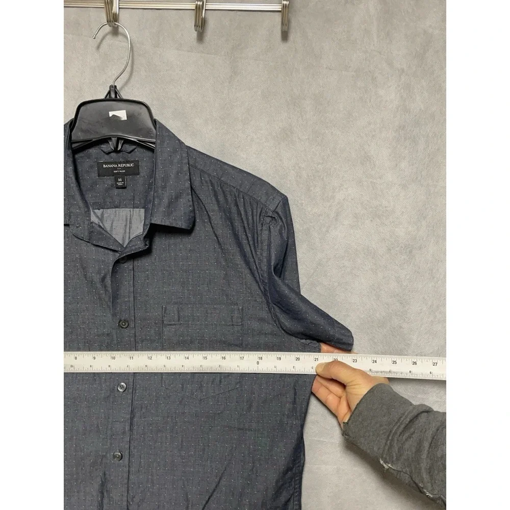 Banana‎ Republic Shirt Men M Geometric Chambray Denim Soft Wash Flecked Casual